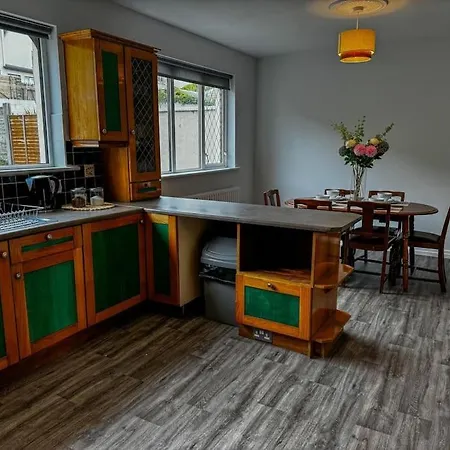 4bed Seaview House Holiday home Sligo